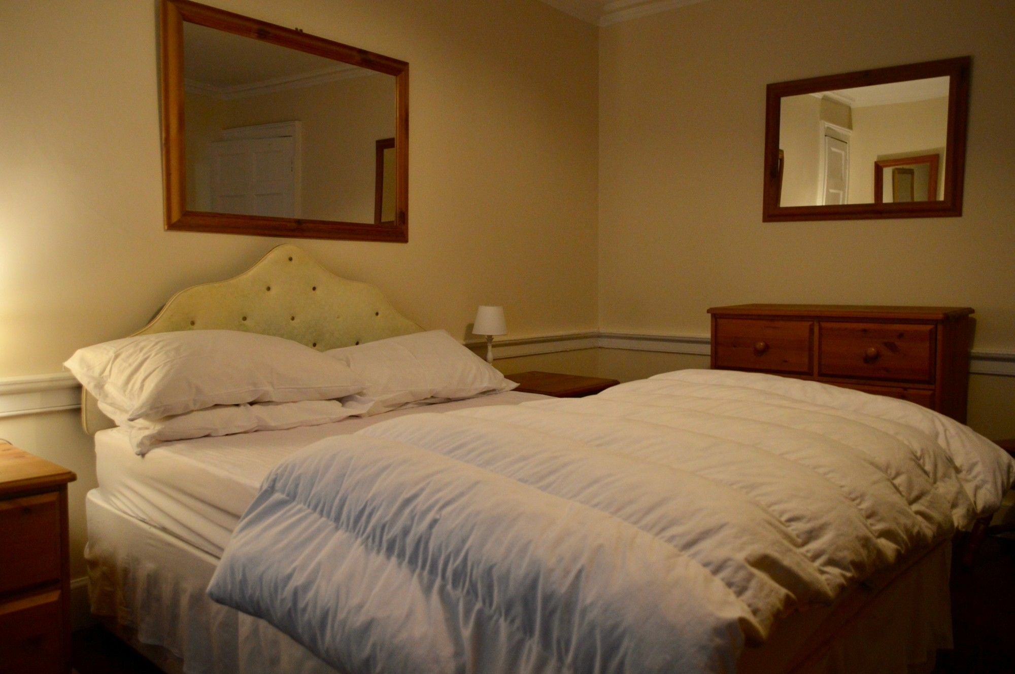 Central 1 Bedroom Apartment Sleeps 2 Edimburgo Exterior foto